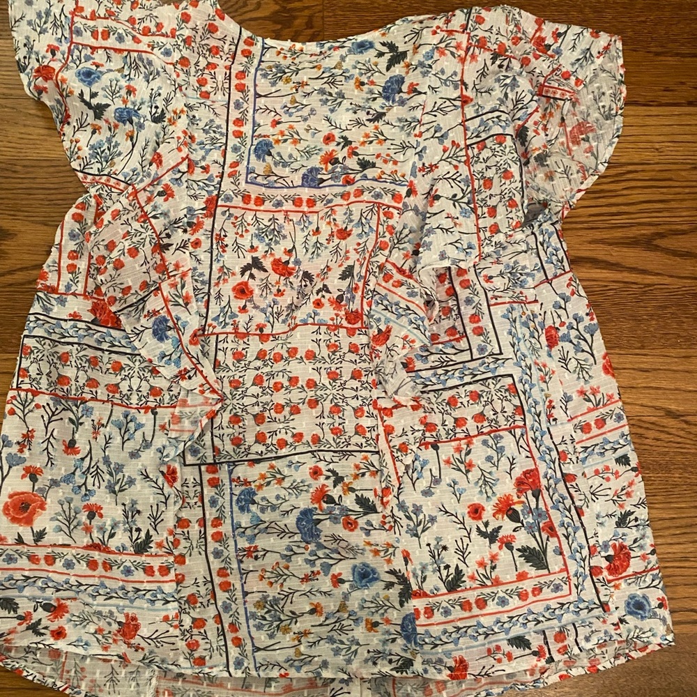 Anthropologie Floral Patchwork Button-Front Blouse in Red, Blue, Cream - Picture 4 of 5
